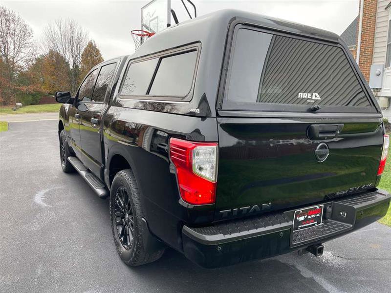 Used 2018 Nissan Titan SV w/ SV Convenience Package image 51