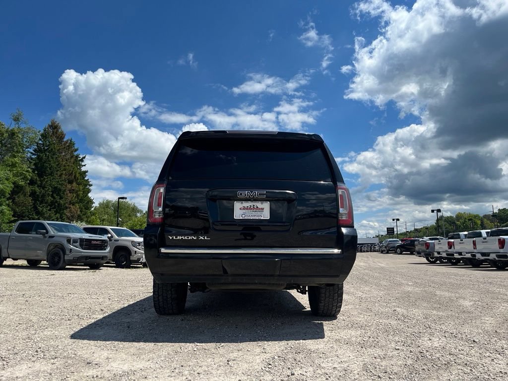 Used 2018 GMC Yukon XL Denali AWD/4WD image 9