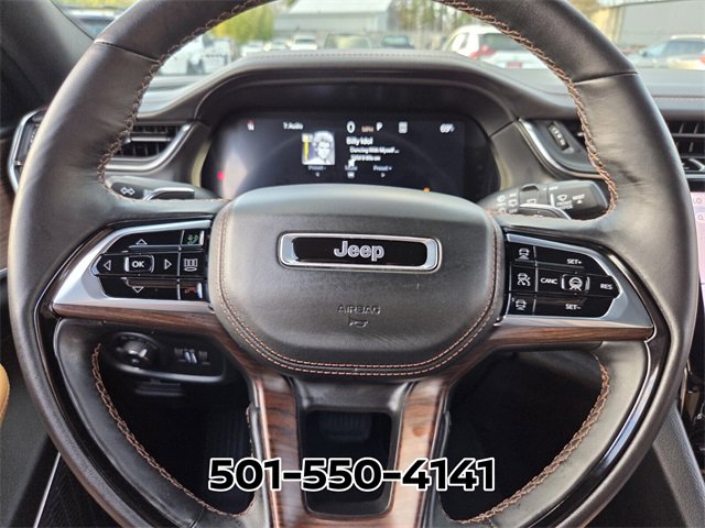 Used 2025 Jeep Grand Cherokee Summit w/ Obsidian Package image 33