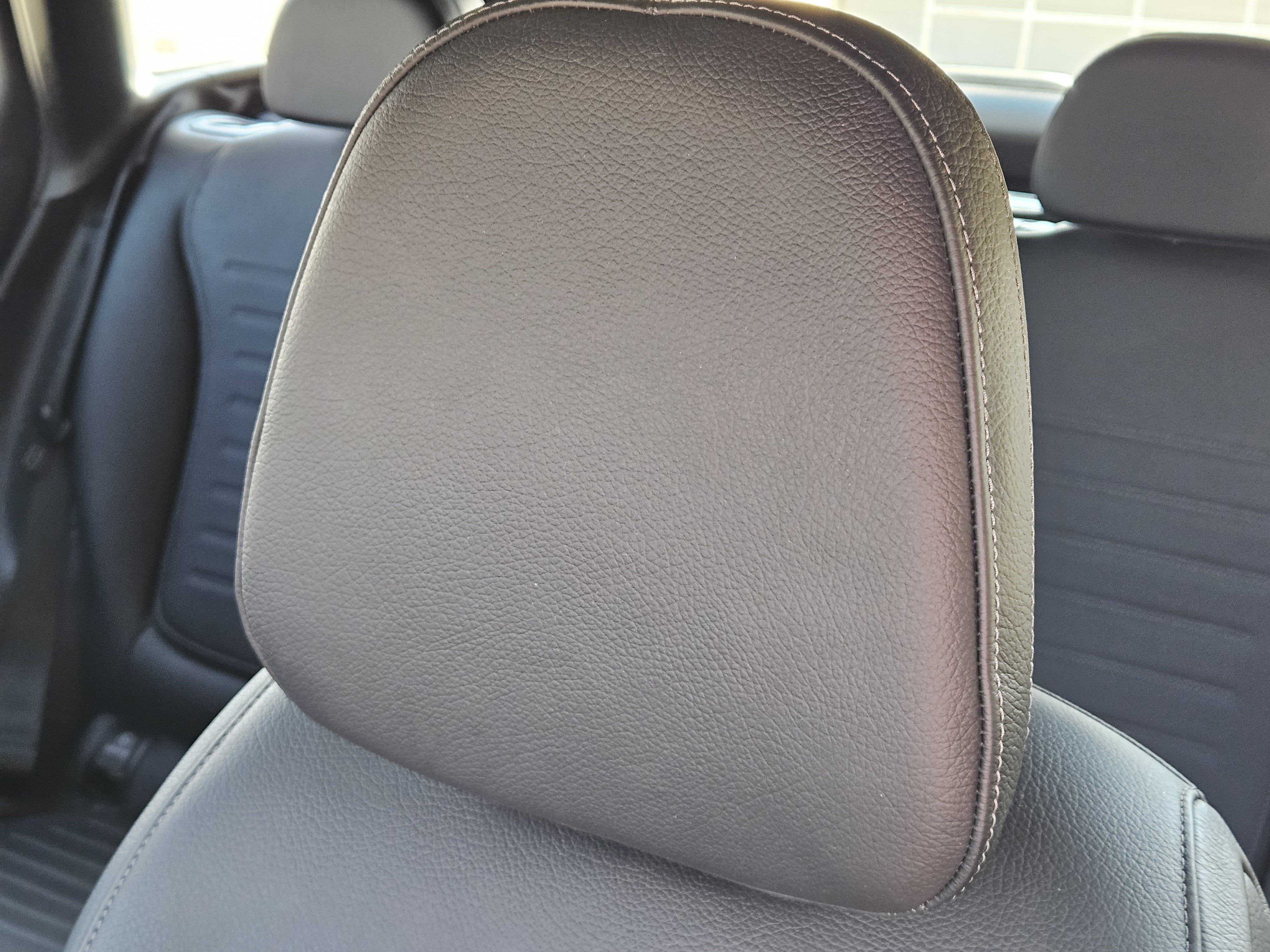 Used 2025 Mercedes-Benz GLC 43 AMG 4MATIC image 16