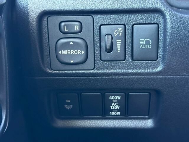 Used 2021 Toyota 4Runner TRD Off-Road Premium w/ Moonroof Package AWD/4WD image 33