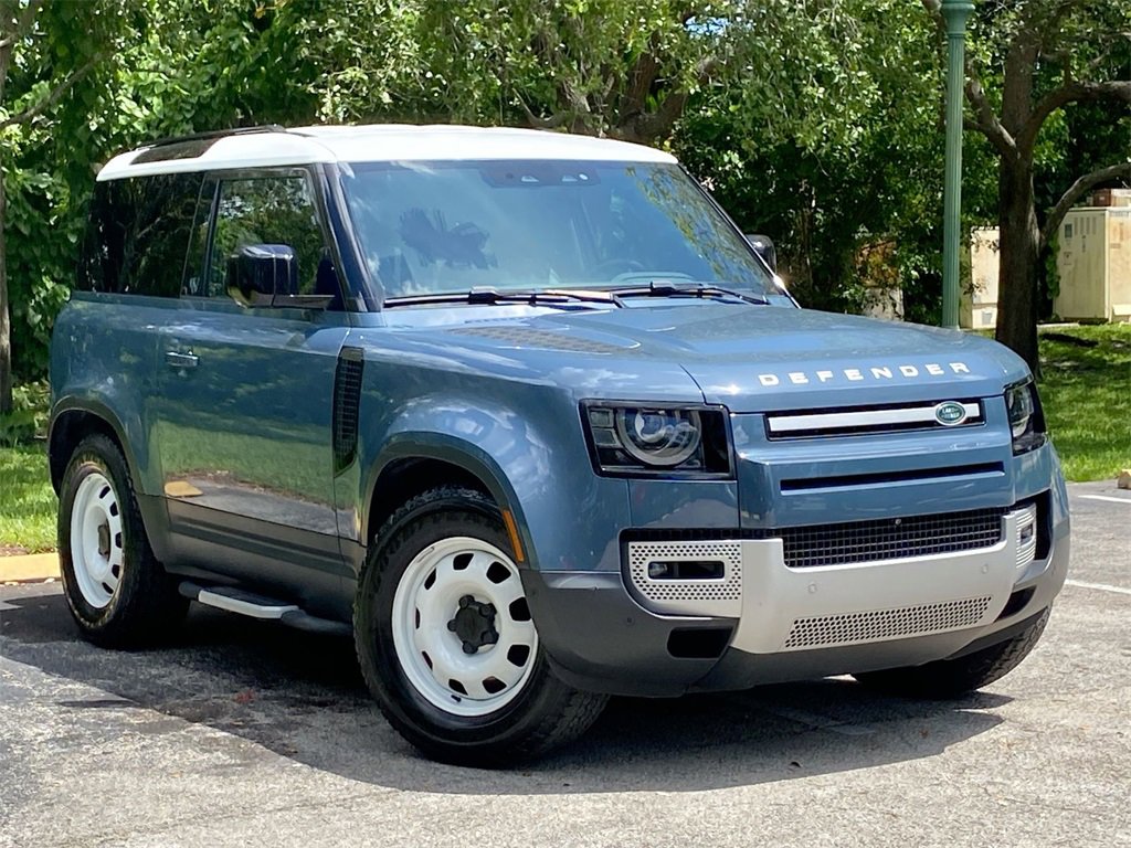 Used 2023 Land Rover Defender 90 S image 3