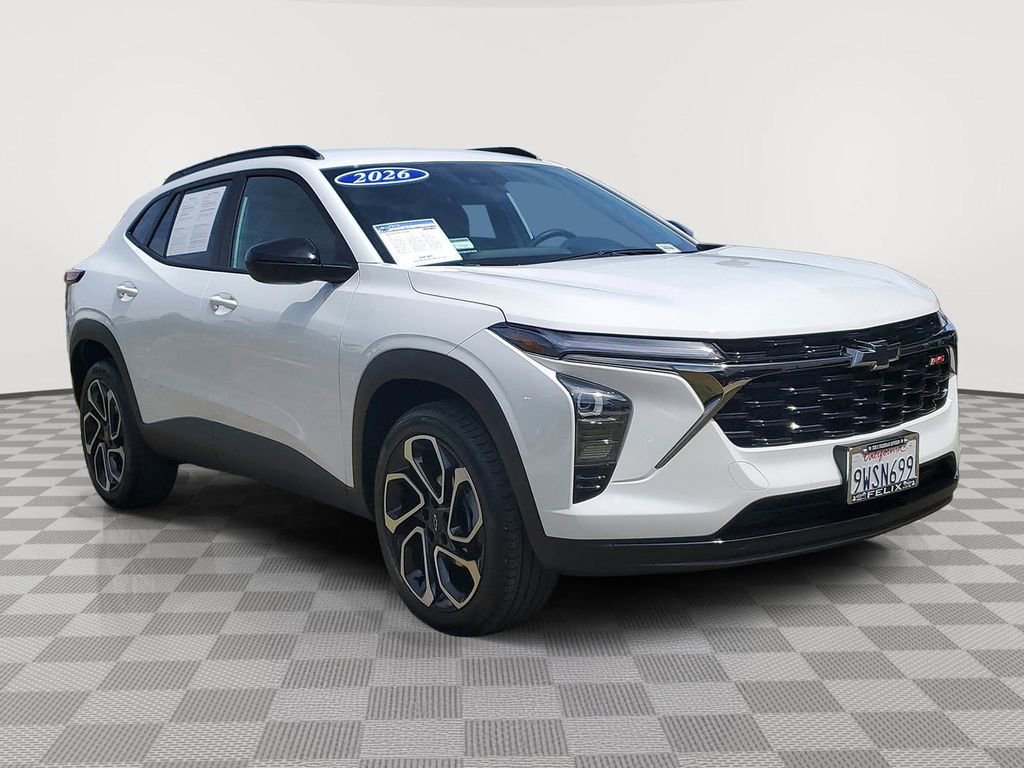 Used 2026 Chevrolet Trax RS w/ Driver Confidence Package image 3