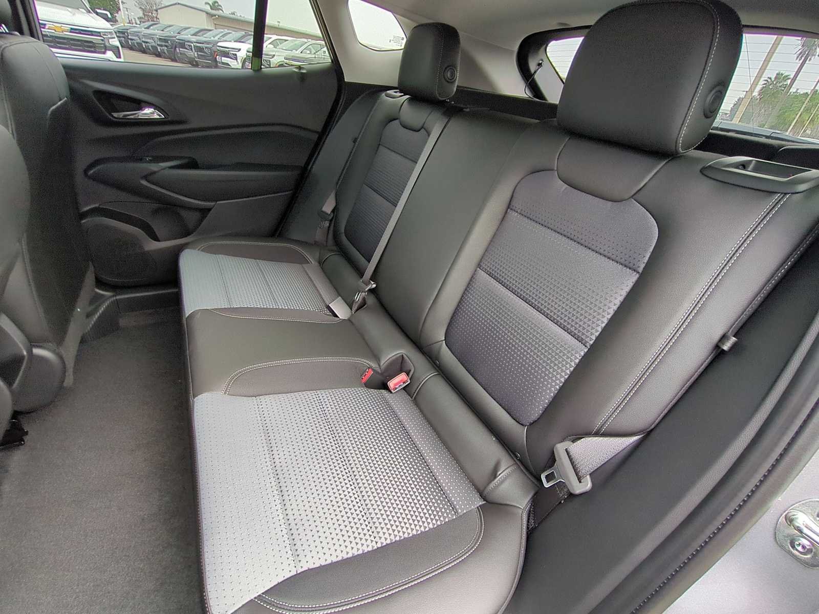 New 2026 Chevrolet Trax LT w/ Driver Confidence Package FWD image 23