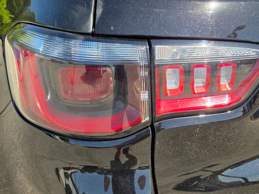 Used 2024 Jeep Compass Latitude AWD/4WD image 11