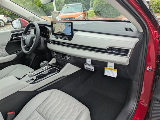 New 2025 Mitsubishi Outlander SEL image 38