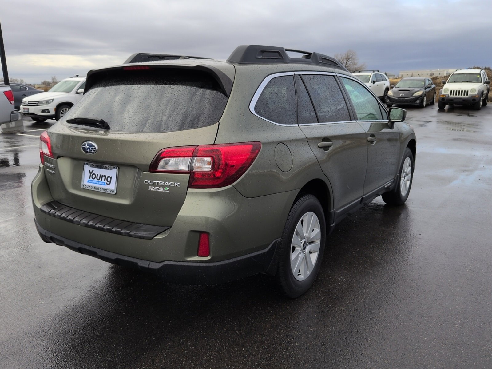 Used 2015 Subaru Outback 2.5i Premium image 7