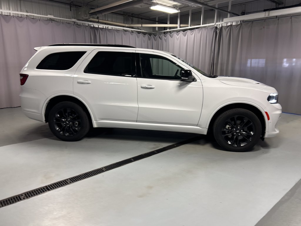 Used 2025 Dodge Durango GT AWD/4WD image 8