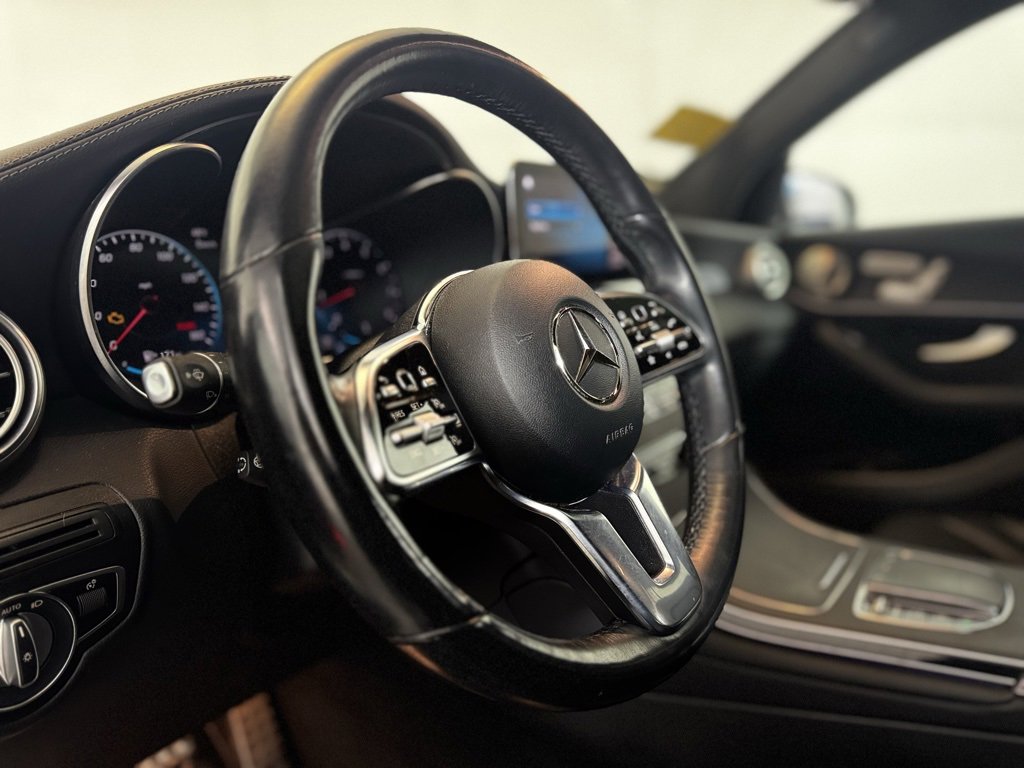 Used 2023 Mercedes-Benz GLC 300 4MATIC Coupe image 11