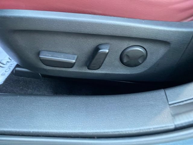 Used 2023 MAZDA MAZDA3 s FWD image 30