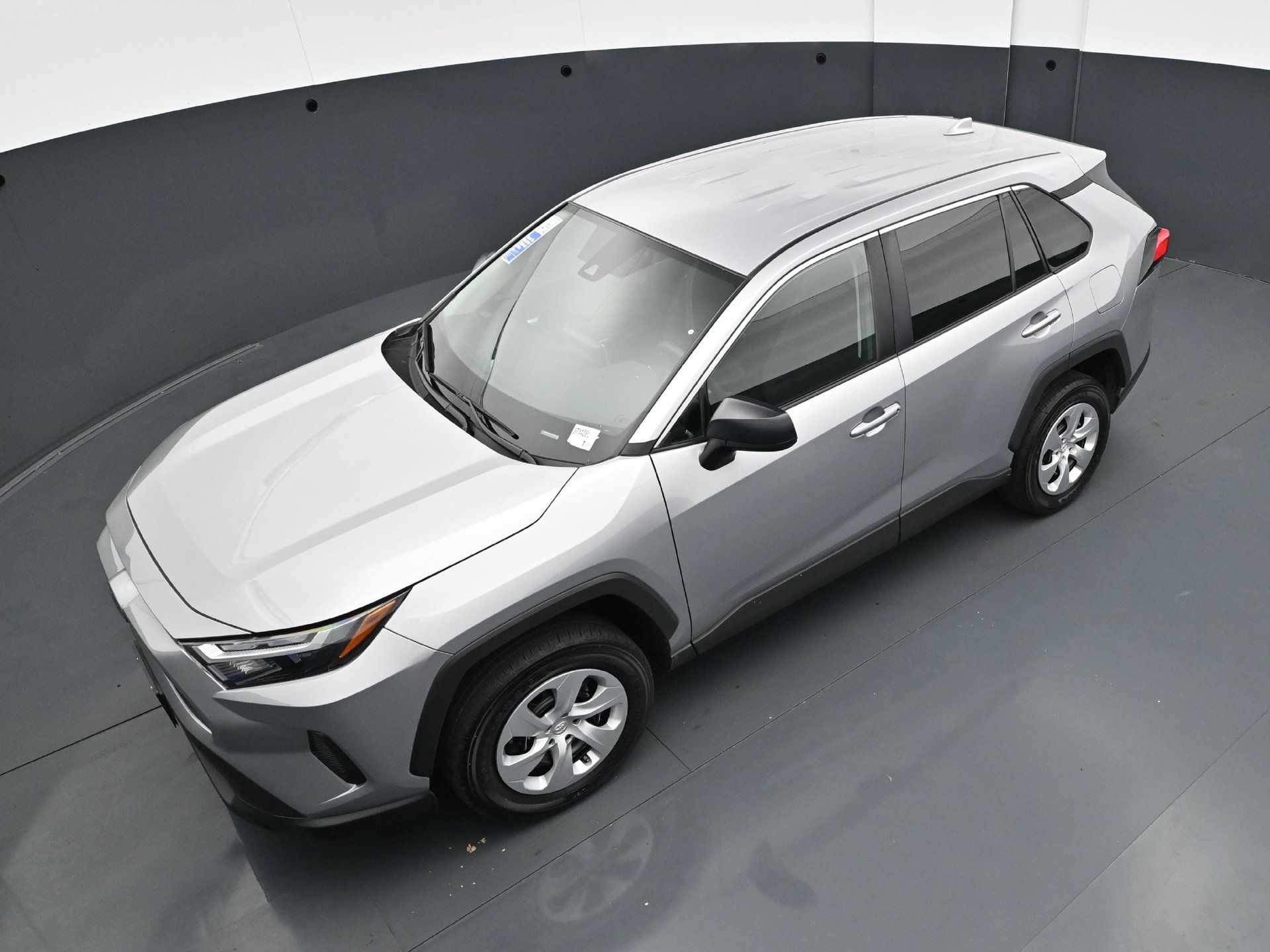 Used 2024 Toyota RAV4 LE AWD/4WD image 38