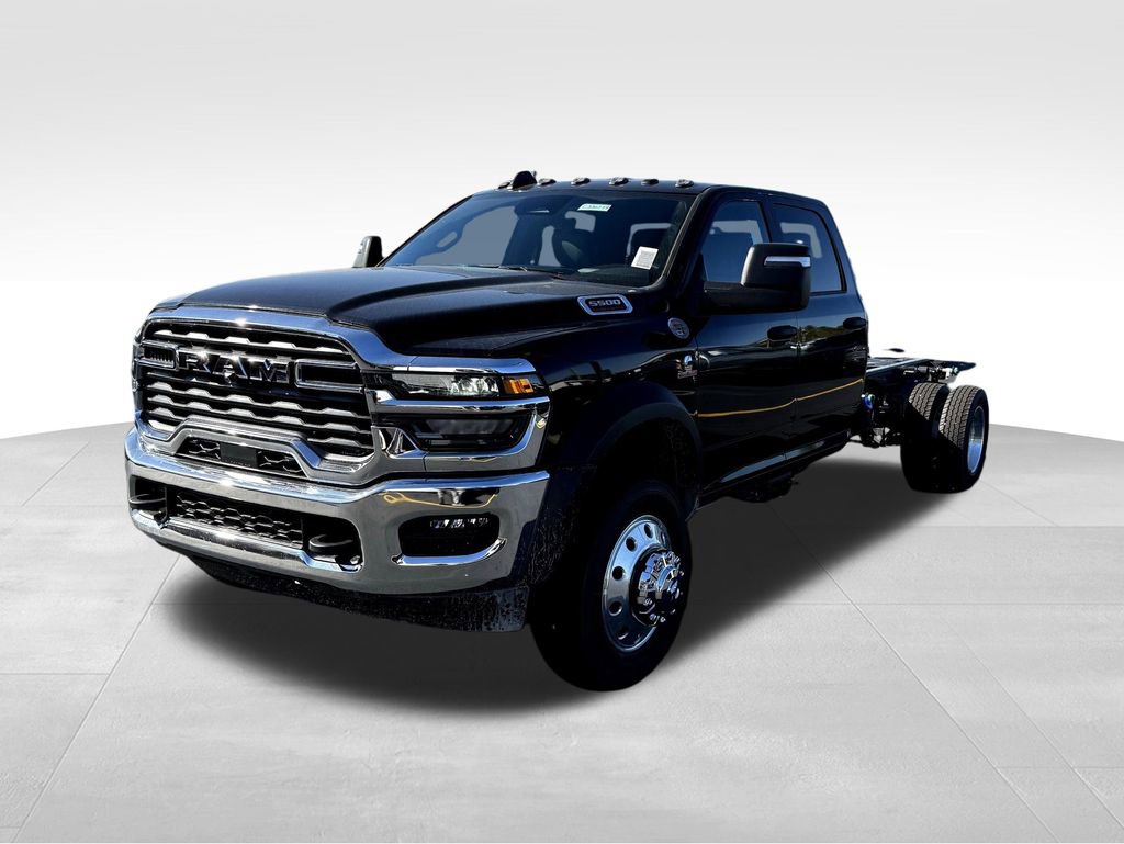 New 2026 RAM 5500 Tradesman w/ Chrome Appearance Group image 3