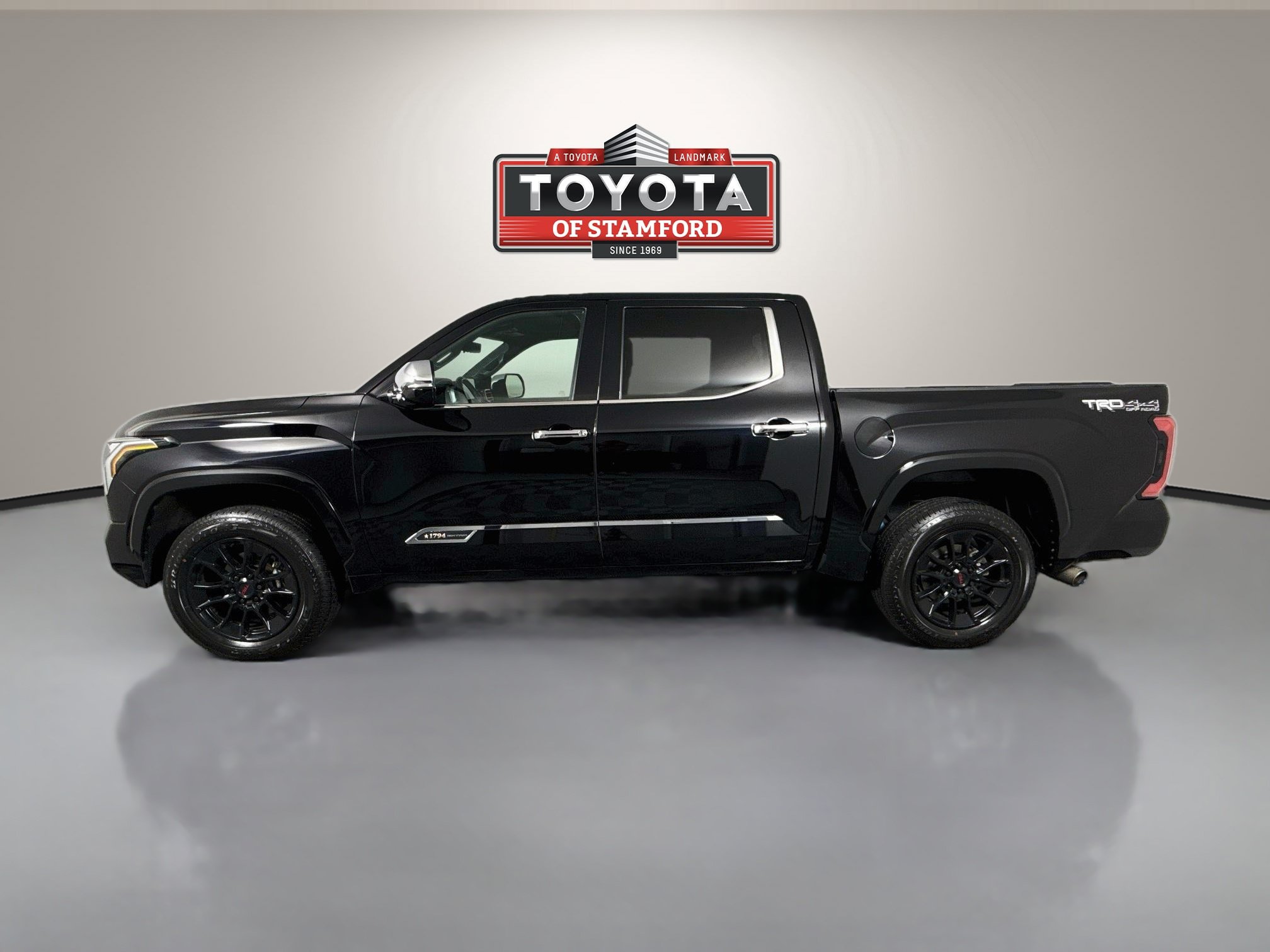 Used 2023 Toyota Tundra 1794 Edition w/ TRD Off-Road Package AWD/4WD image 4