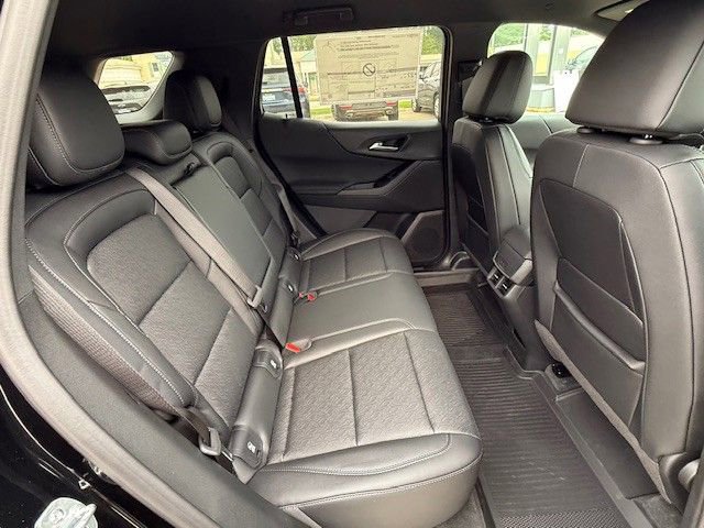 New 2026 Chevrolet Equinox LT w/ Convenience Package II image 16