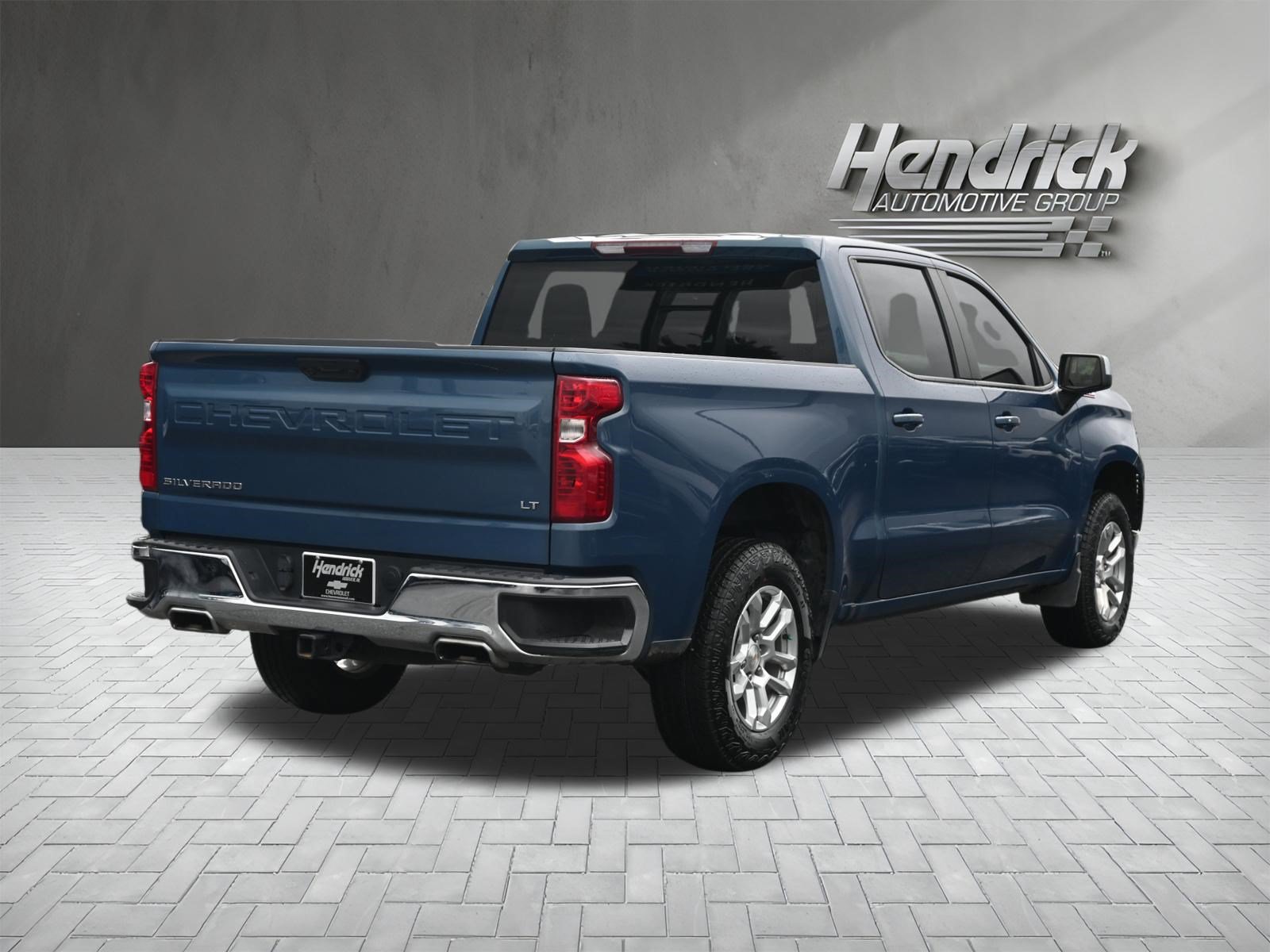Used 2024 Chevrolet Silverado 1500 LT w/ Z71 Off-Road Package AWD/4WD image 10
