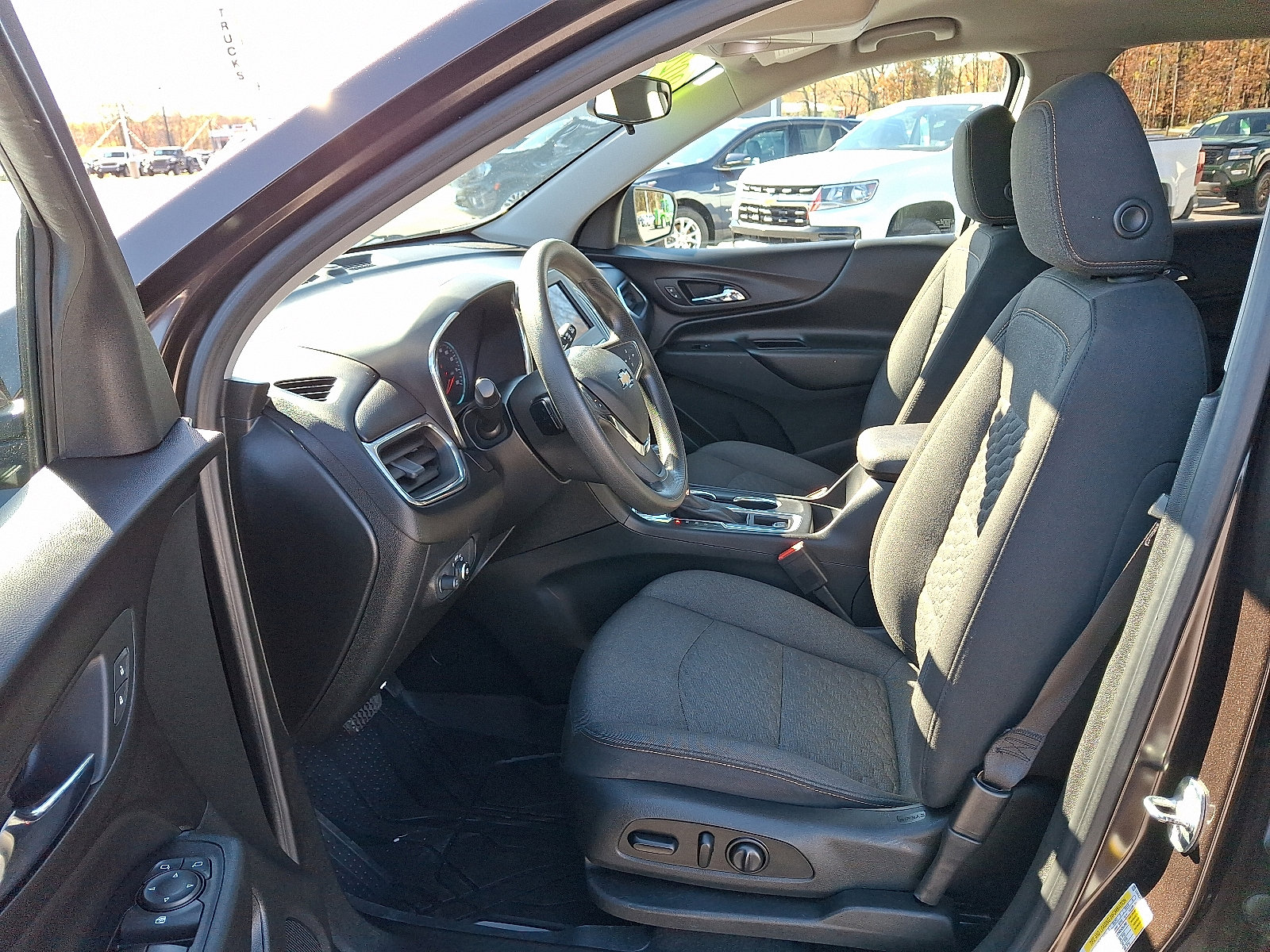 Used 2020 Chevrolet Equinox LT image 13