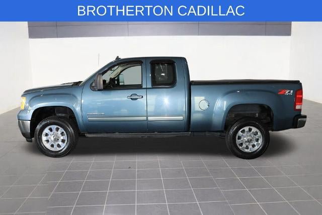 Used 2013 GMC Sierra 2500 SLT w/ SLT Convenience Package AWD/4WD image 2