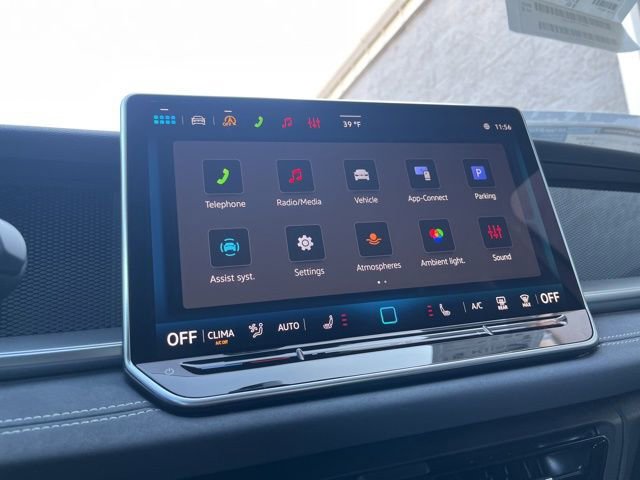 New 2026 Volkswagen Tiguan SE R-Line image 17