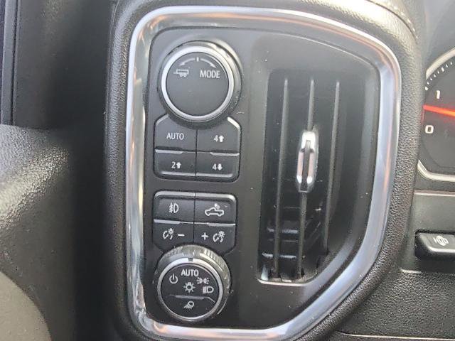 Used 2022 Chevrolet Silverado 2500 High Country w/ Z71 Off-Road Package image 17