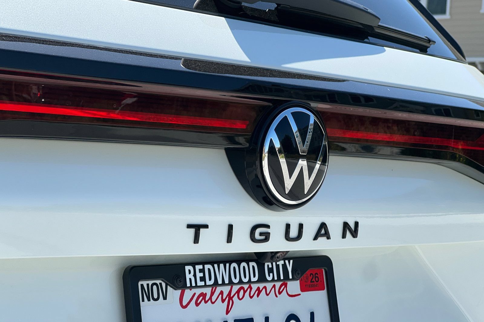 Certified 2026 Volkswagen Tiguan SE R-Line AWD/4WD image 26