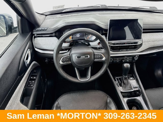 Used 2023 Jeep Compass Latitude w/ Sun and Sound Group AWD/4WD image 23