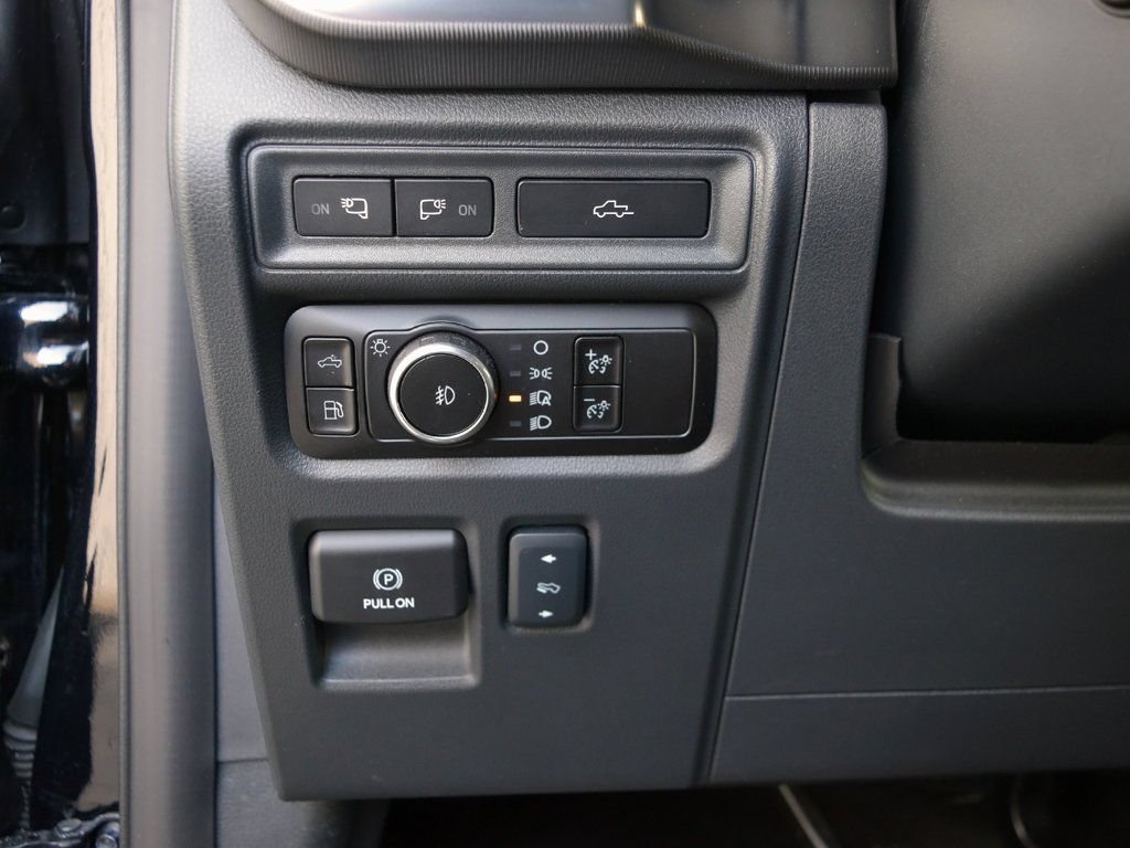 Used 2024 Ford F150 Platinum AWD/4WD image 31