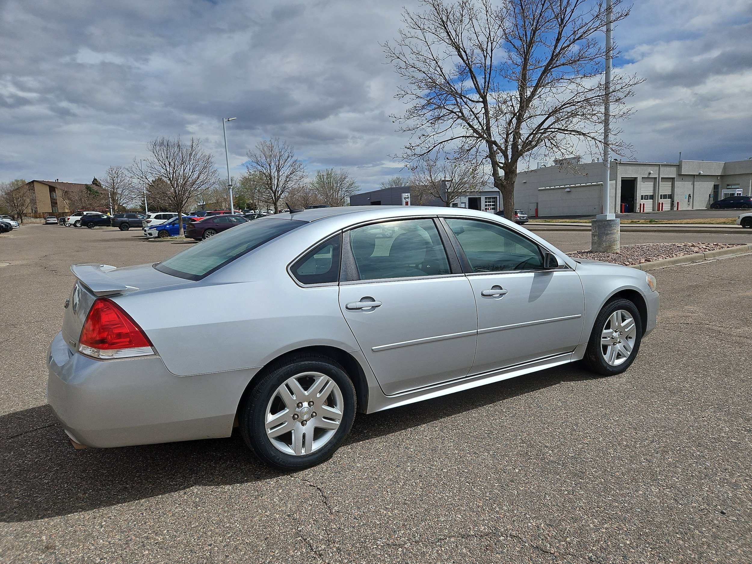 Used 2013 Chevrolet Impala LT FWD image 4