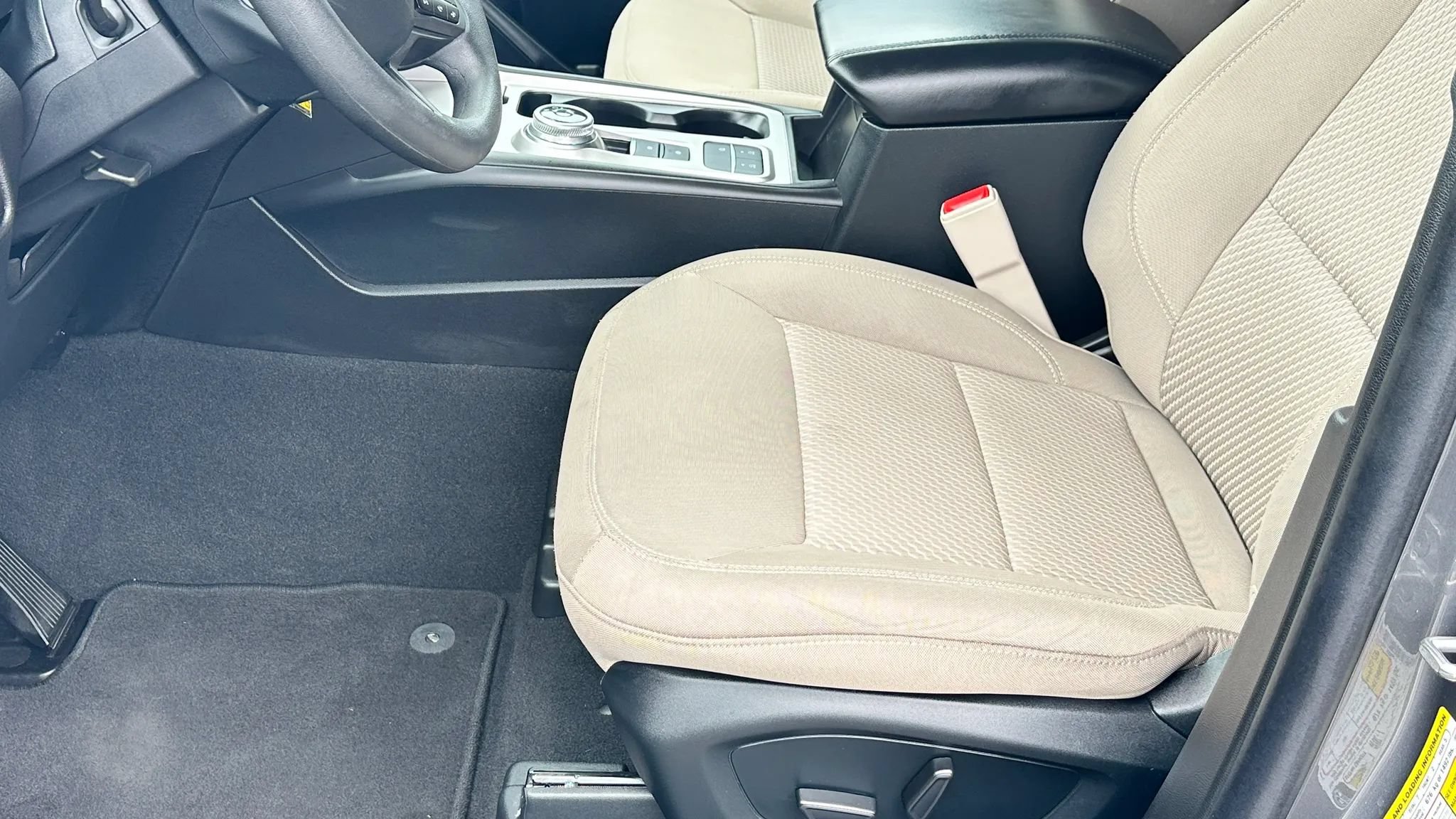 Used 2023 Ford Explorer 2WD image 12