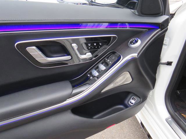 Certified 2023 Mercedes-Benz S 500 4MATIC w/ AMG Line image 8