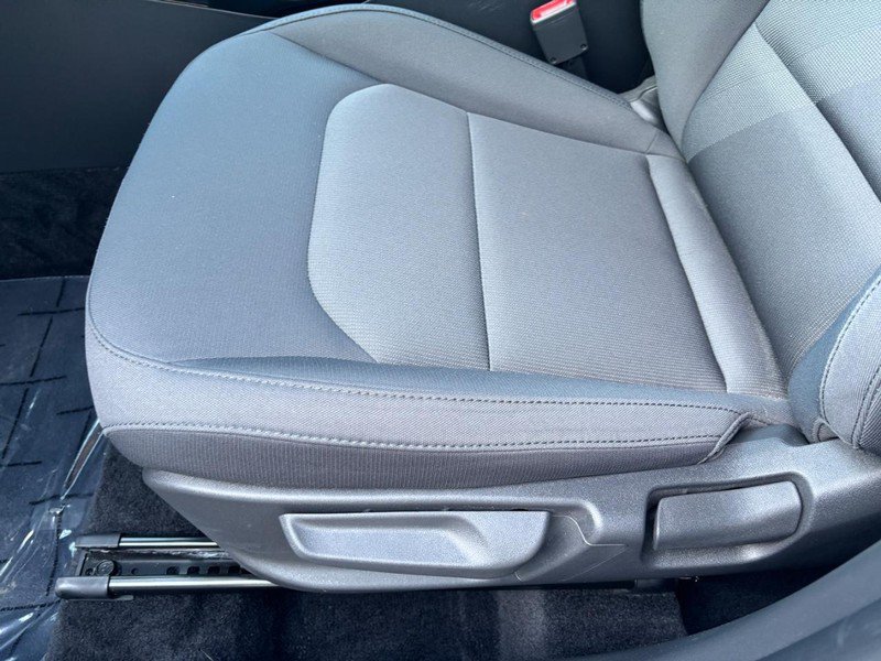 Used 2025 Kia Niro LX FWD image 19