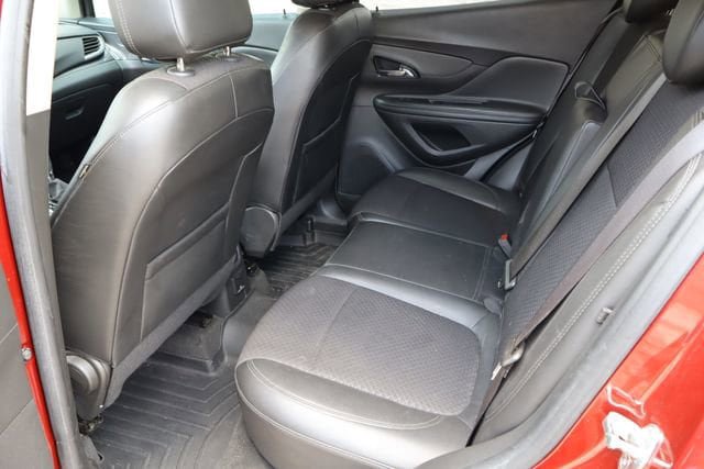 Used 2022 Buick Encore Preferred w/ Safety Package AWD/4WD image 5
