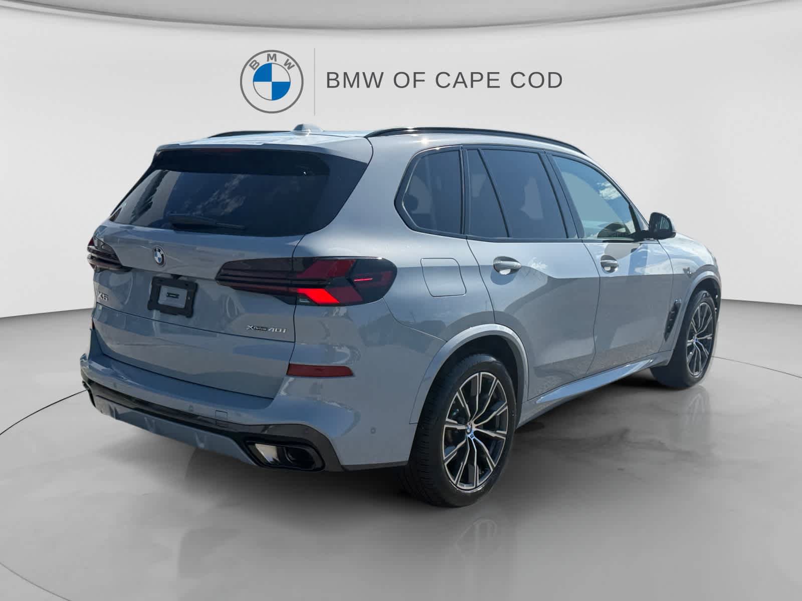 Used 2025 BMW X5 xDrive40i w/ M Sport Package AWD/4WD image 7