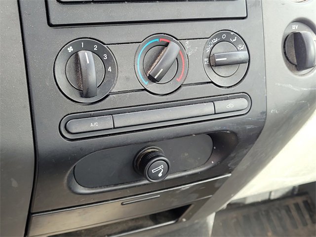 Used 2007 Ford F150 STX image 18