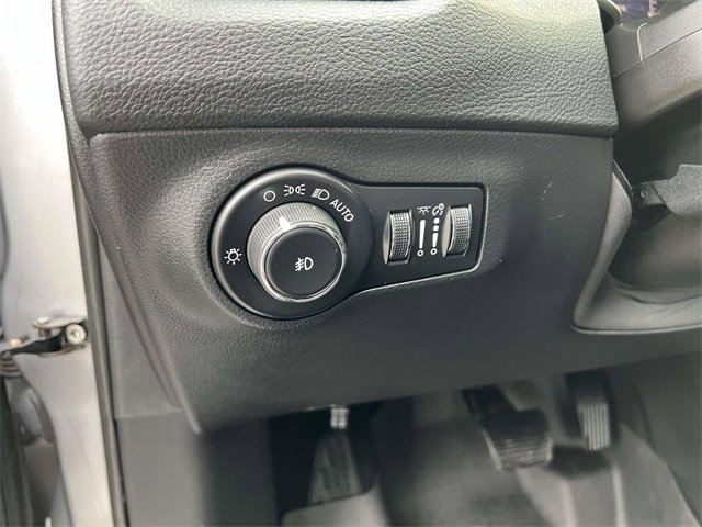 Used 2019 Jeep Compass Limited image 13