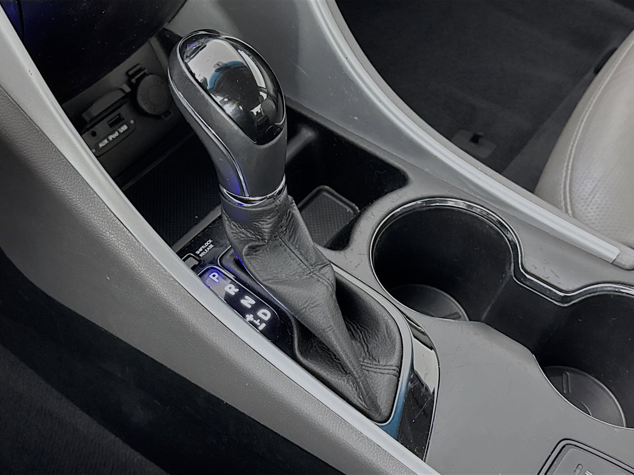 Used 2013 Hyundai Sonata Limited w/ Premium Pkg image 17