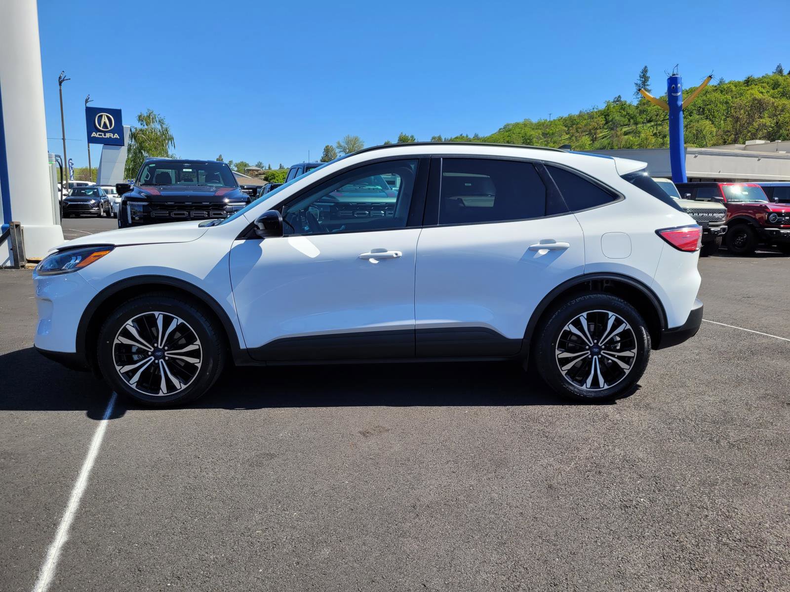 Used 2022 Ford Escape SEL w/ SEL Stealth AWD Package image 8