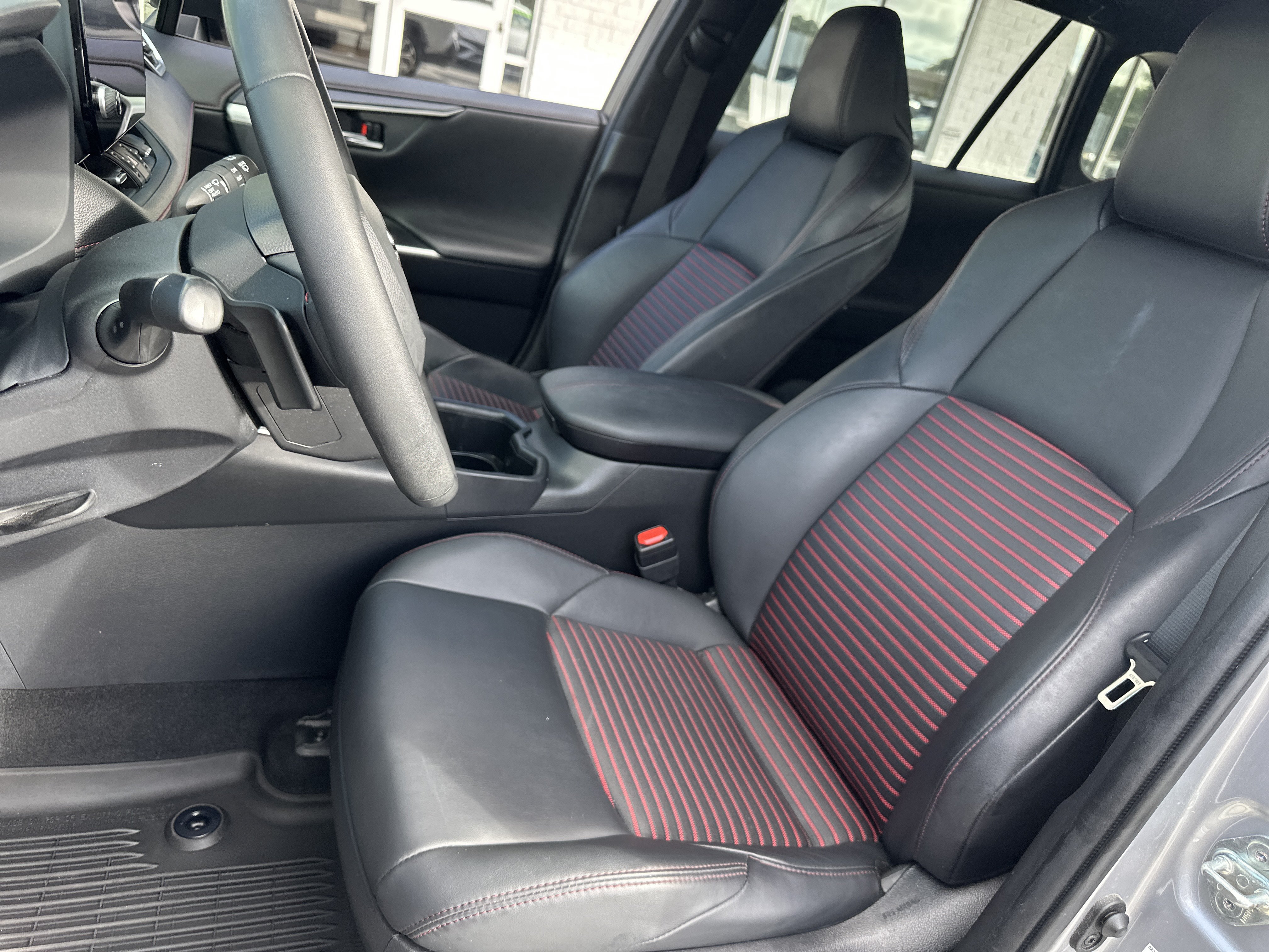 Used 2023 Toyota RAV4 XSE w/ Weather Package AWD/4WD image 10