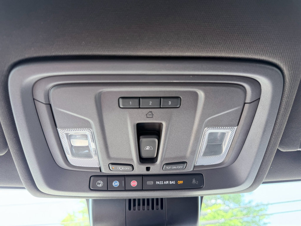 Used 2022 GMC Sierra 1500 Denali AWD/4WD image 16