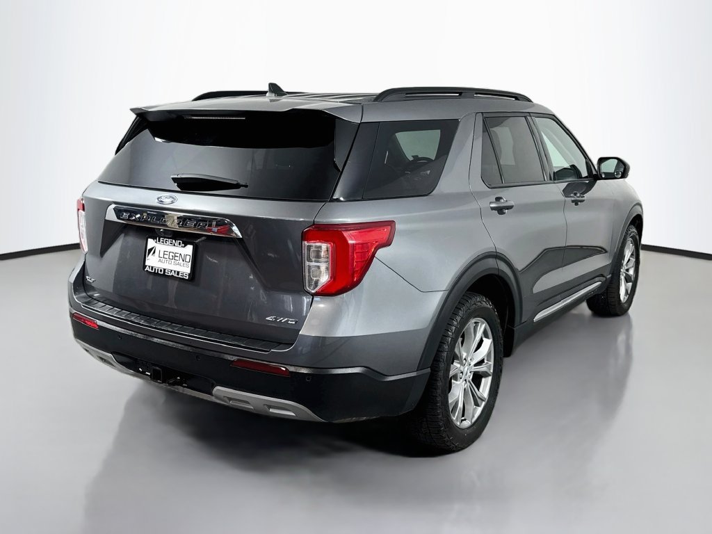 Used 2023 Ford Explorer XLT w/ Equipment Group 202A AWD/4WD image 7