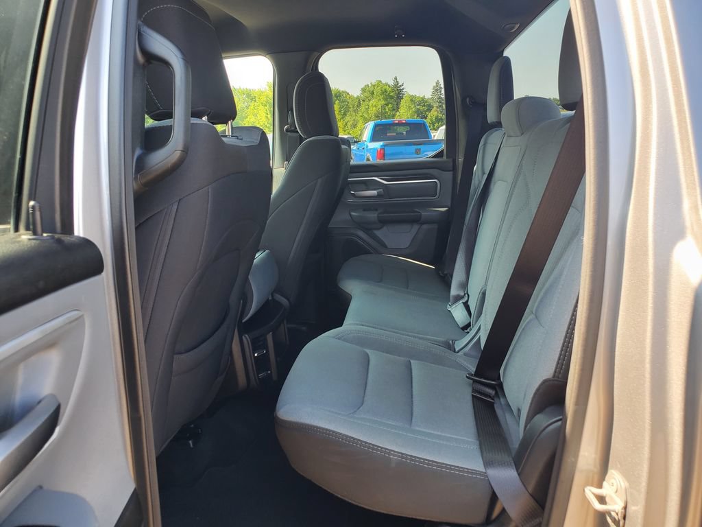 Used 2022 RAM 1500 Big Horn AWD/4WD image 9