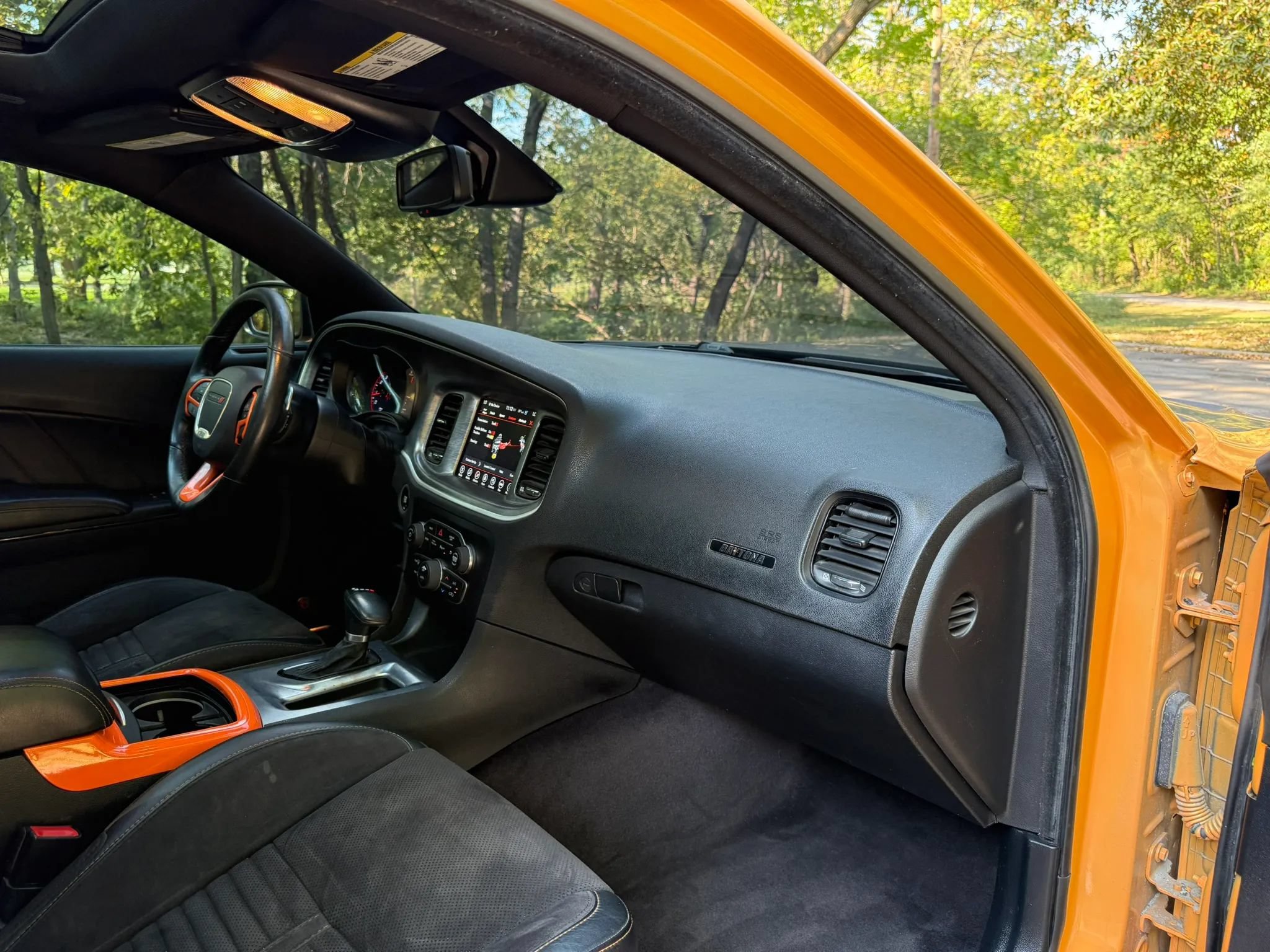 Used 2017 Dodge Charger R/T RWD image 19