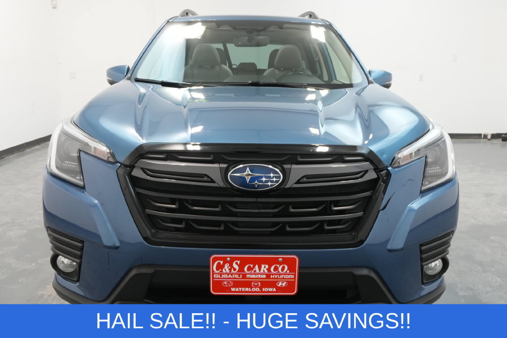 Used 2023 Subaru Forester Limited w/ Popular Package #3 AWD/4WD image 3