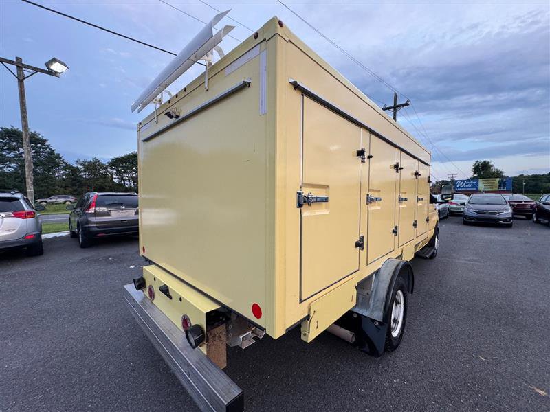 Used 2019 Ford E-450 and Econoline 450 Super Duty w/ Power Windows & Locks Group image 24