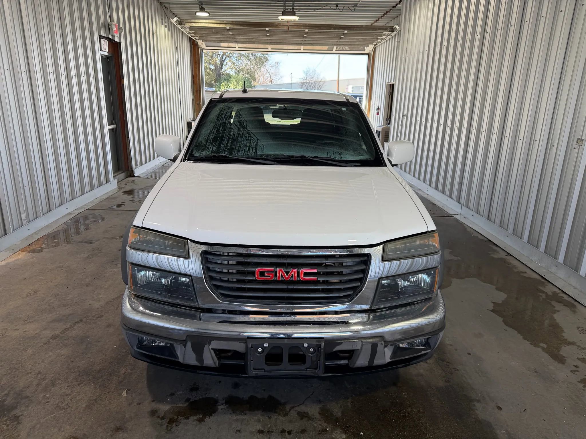 Used 2011 GMC Canyon SLE AWD/4WD image 3