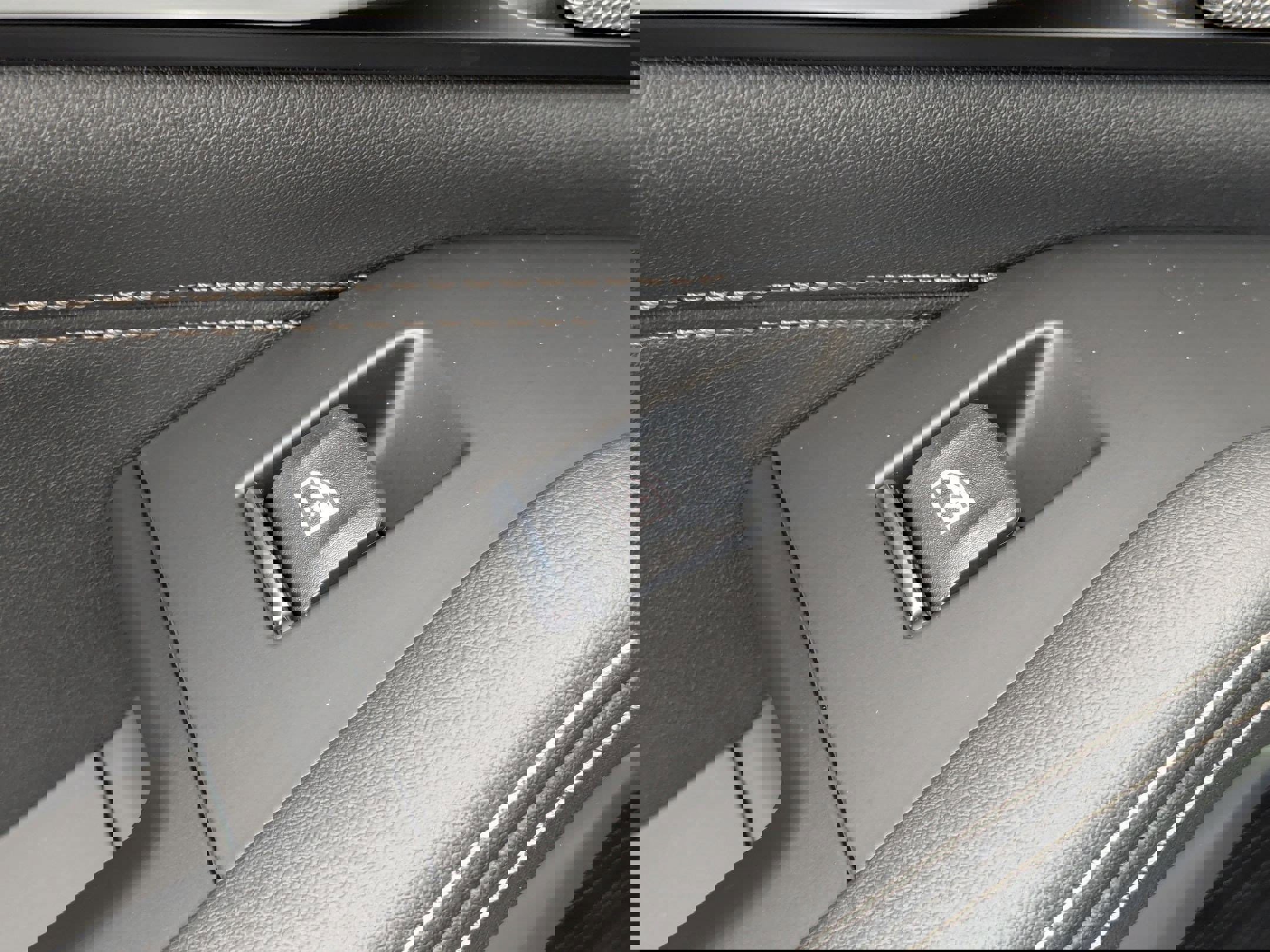 New 2026 BMW X5 xDrive40i w/ M Sport Package image 29