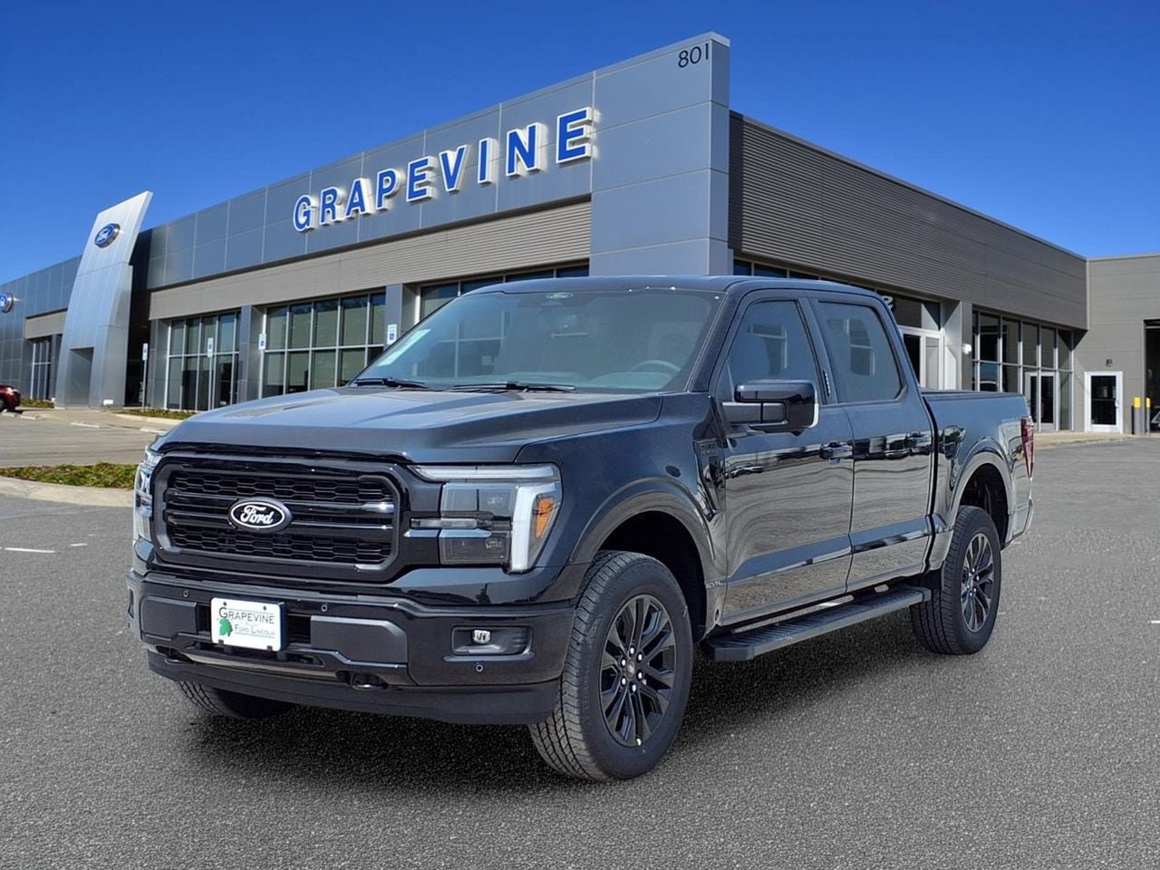 New 2026 Ford F150 Lariat w/ Equipment Group 501A Mid