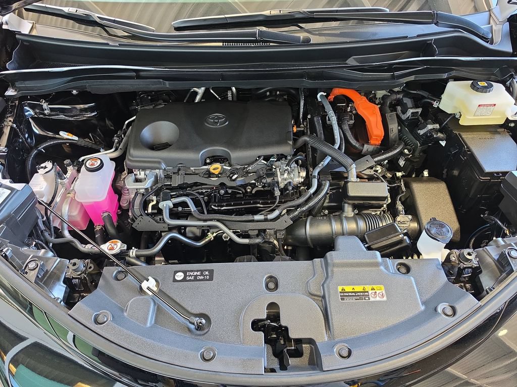 Used 2025 Toyota Sienna XSE AWD/4WD image 36