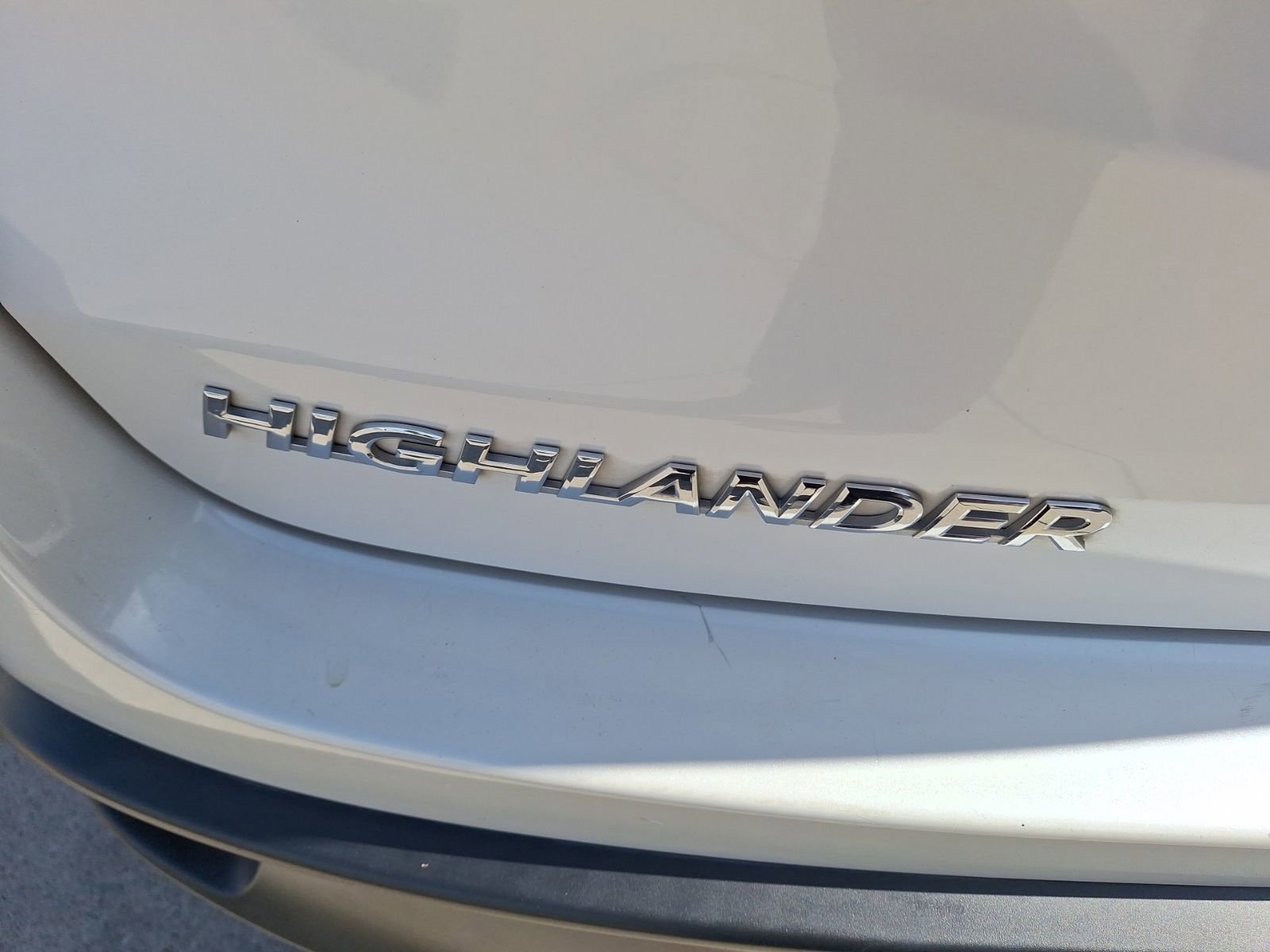 Used 2016 Toyota Highlander XLE FWD image 13