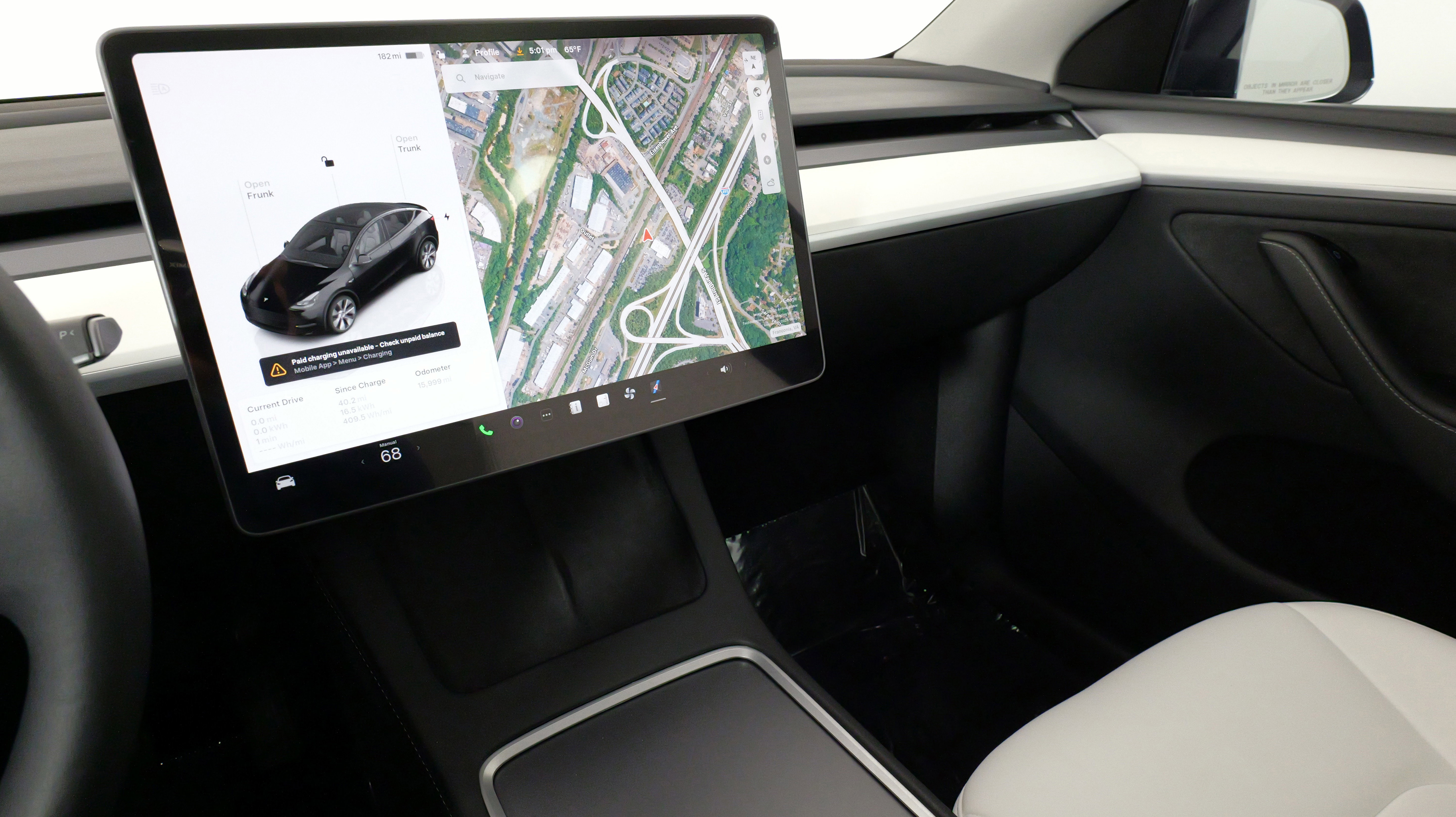 Used 2024 Tesla Model Y Long Range image 37