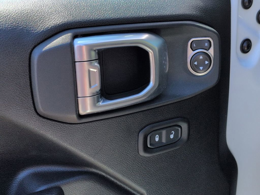 Certified 2020 Jeep Wrangler Sport image 14